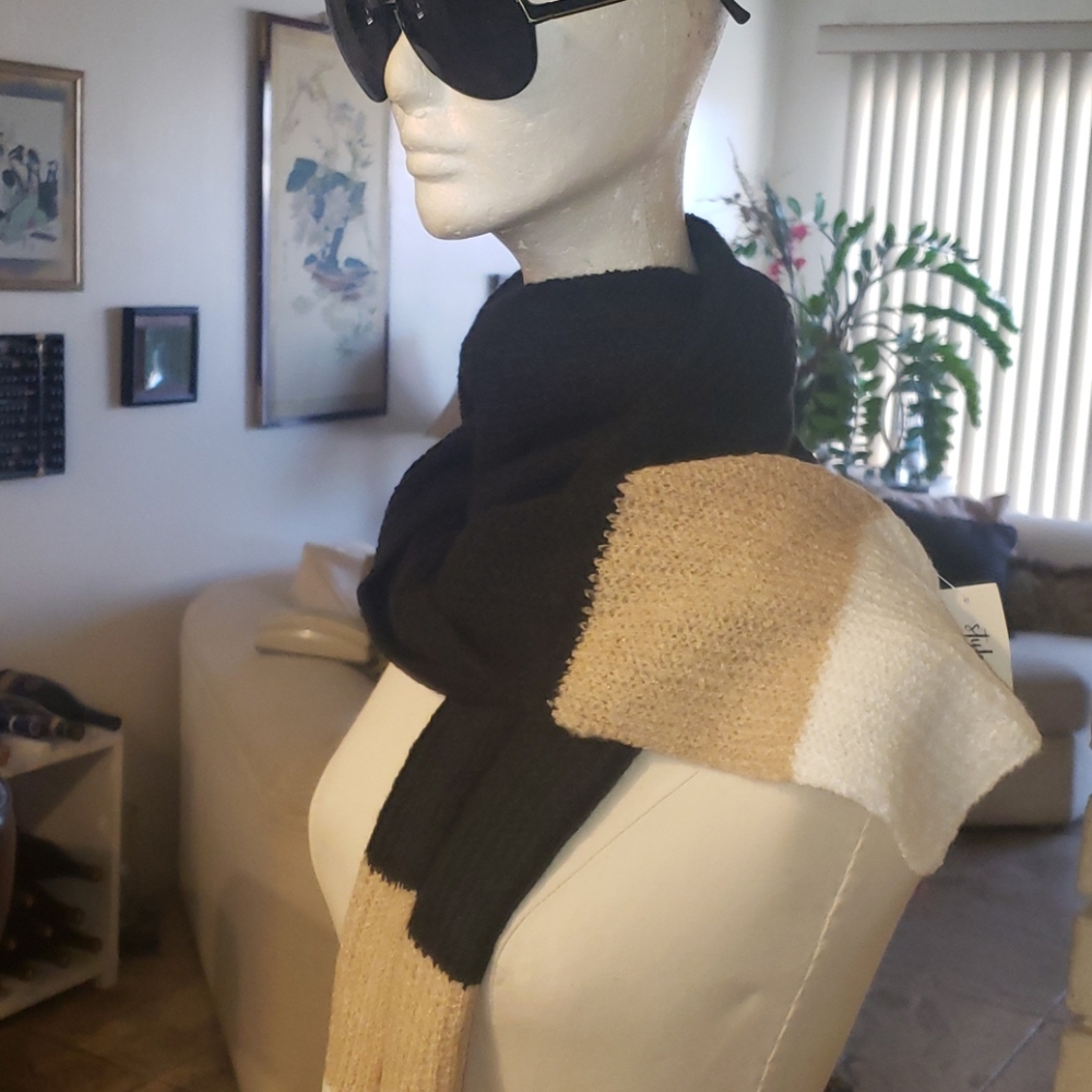 New Black and Tan white Scarf